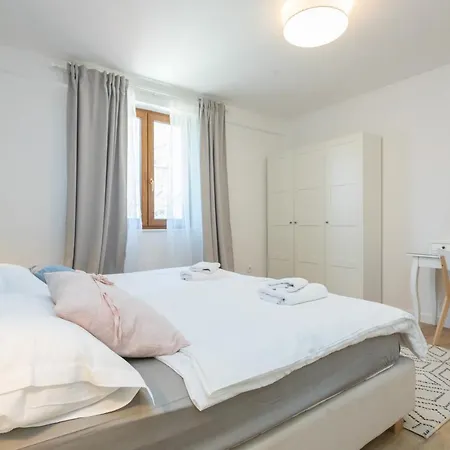 Guest house Bogo-galijun Mokosica